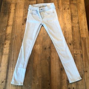 Rag and Bone size 26 light denim